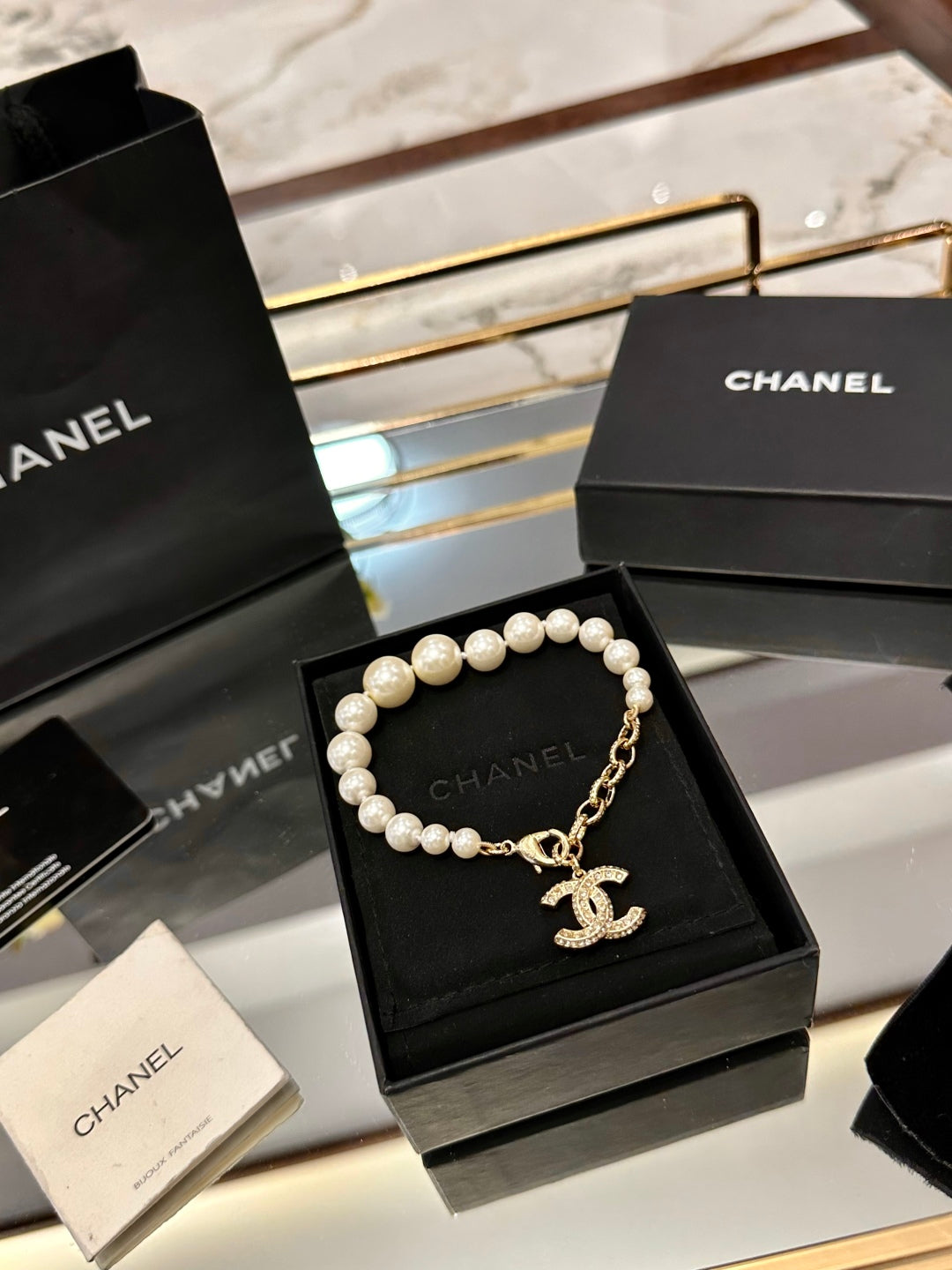 CHANEL-OP-JW1