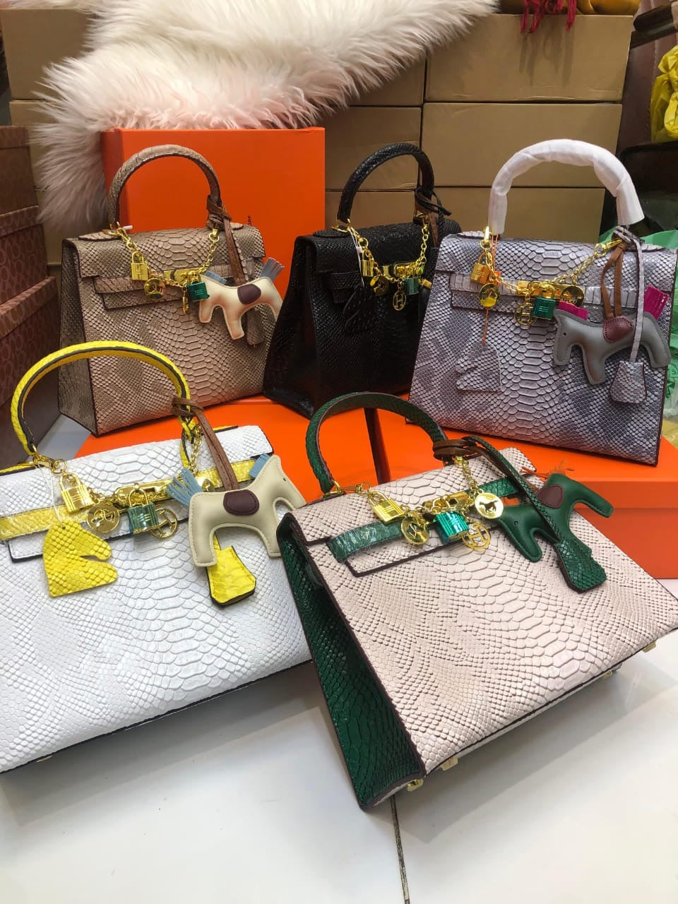 HERMES-OP-KELLY