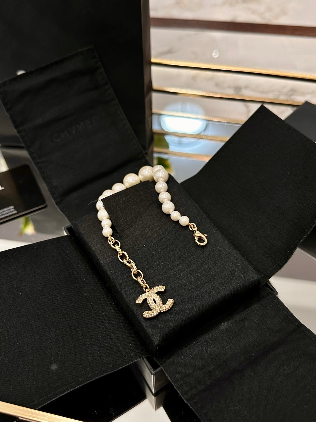 CHANEL-OP-JW1