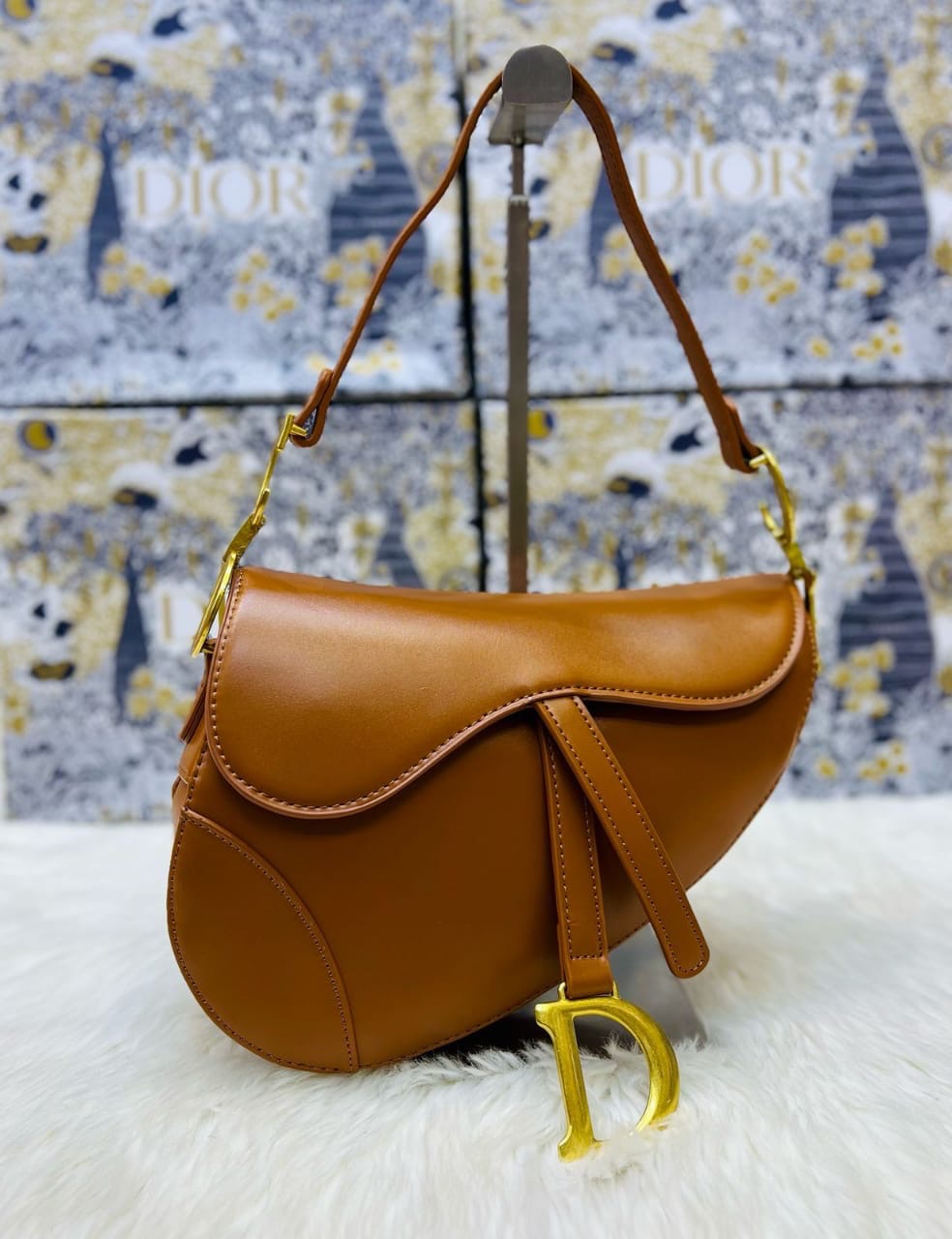 OP-DIOR-SADDLE