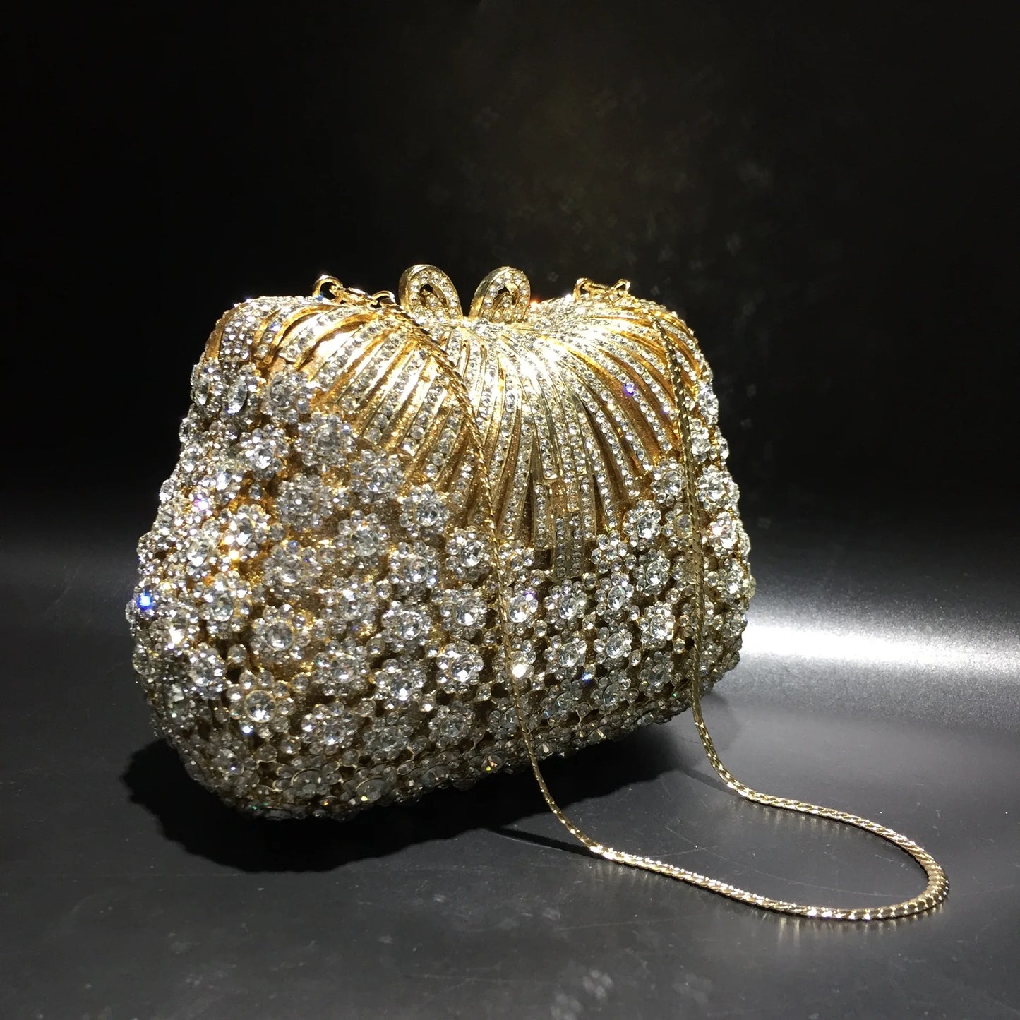 FLOWER RHINESTONES CLUTCH BAG