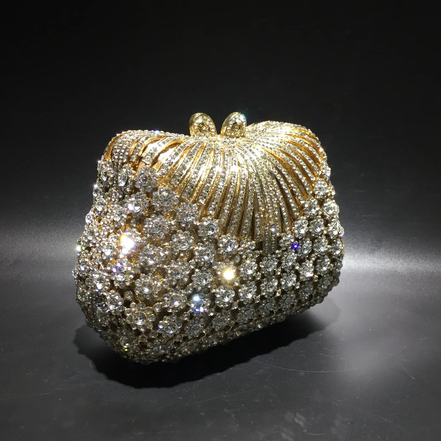 FLOWER RHINESTONES CLUTCH BAG