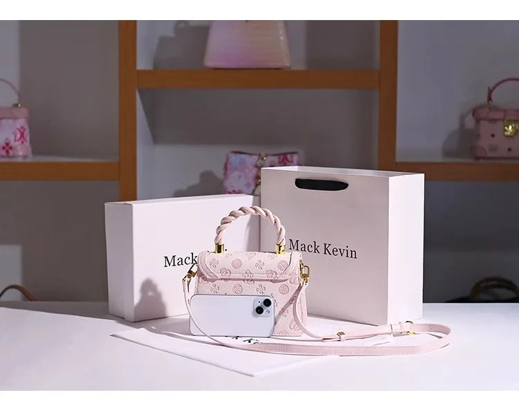 DELICATE HANDHELD BAG