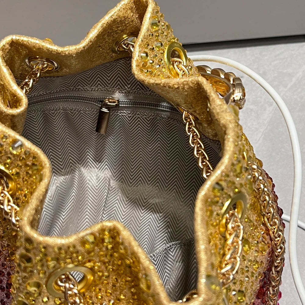 SHINY CRYSTAL CLUTCH PURSE