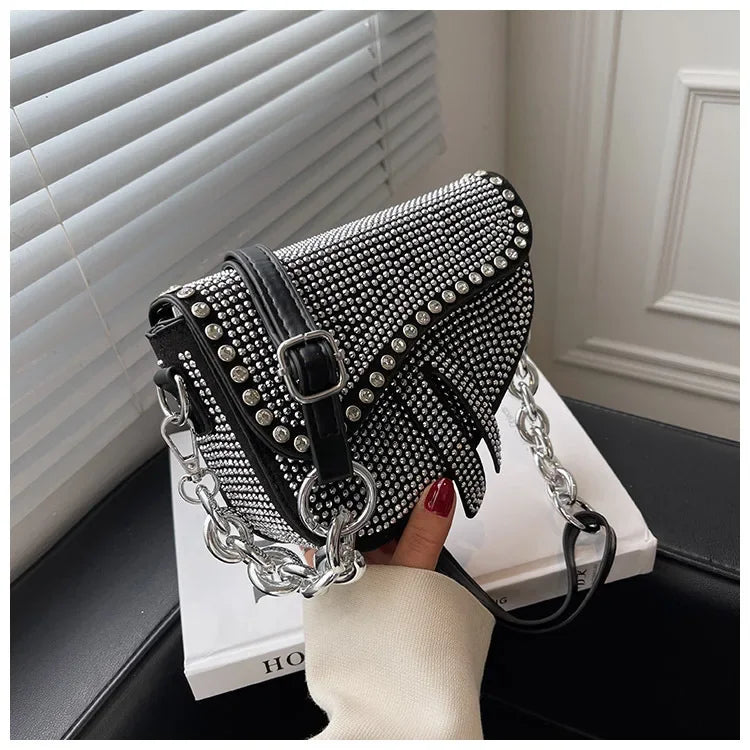 Aslant-Saddle-Bag