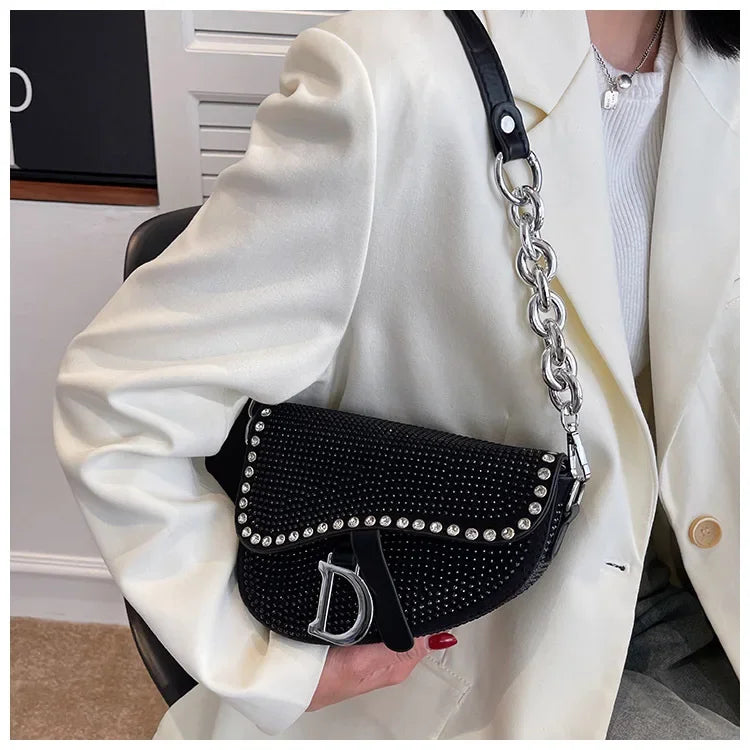 Aslant-Saddle-Bag