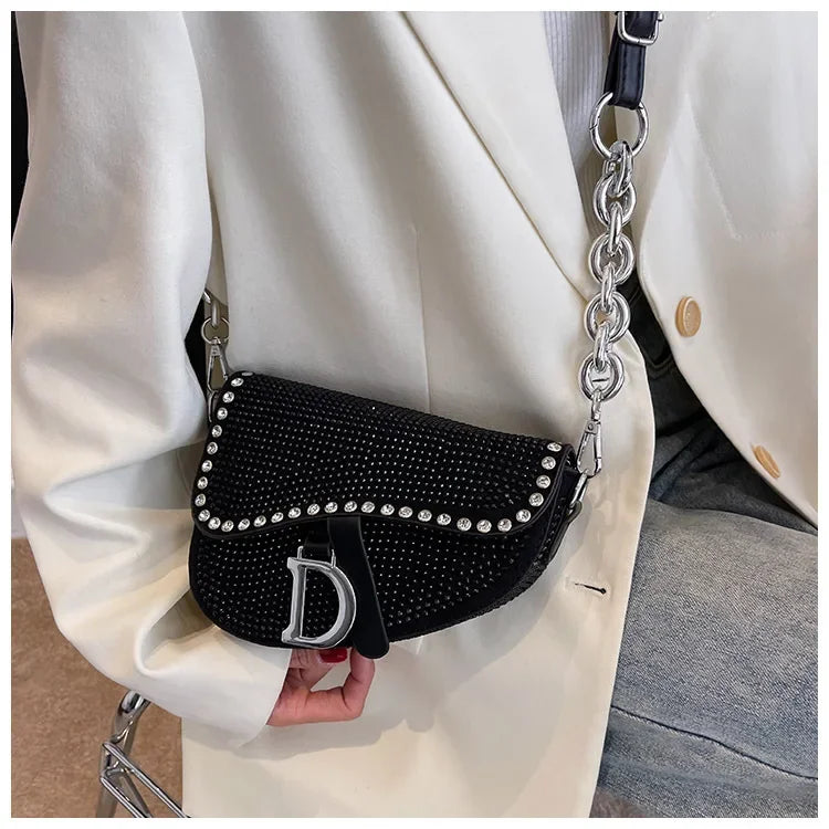 Aslant-Saddle-Bag