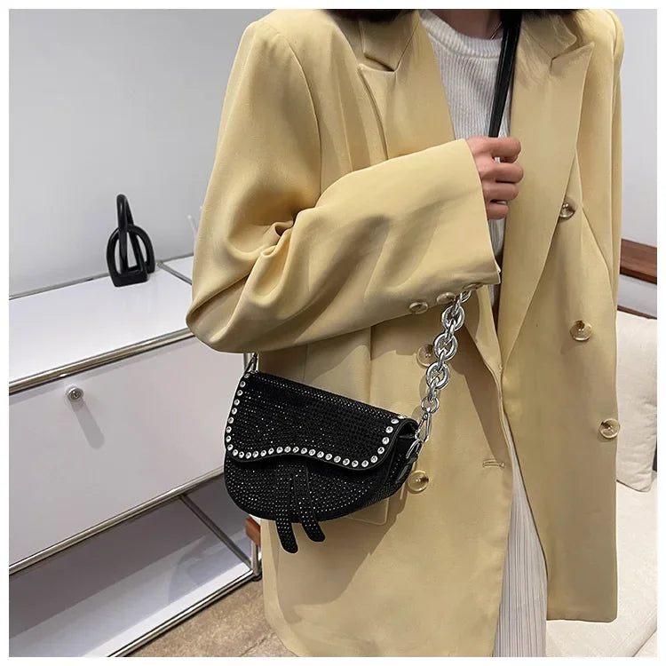 Aslant-Saddle-Bag