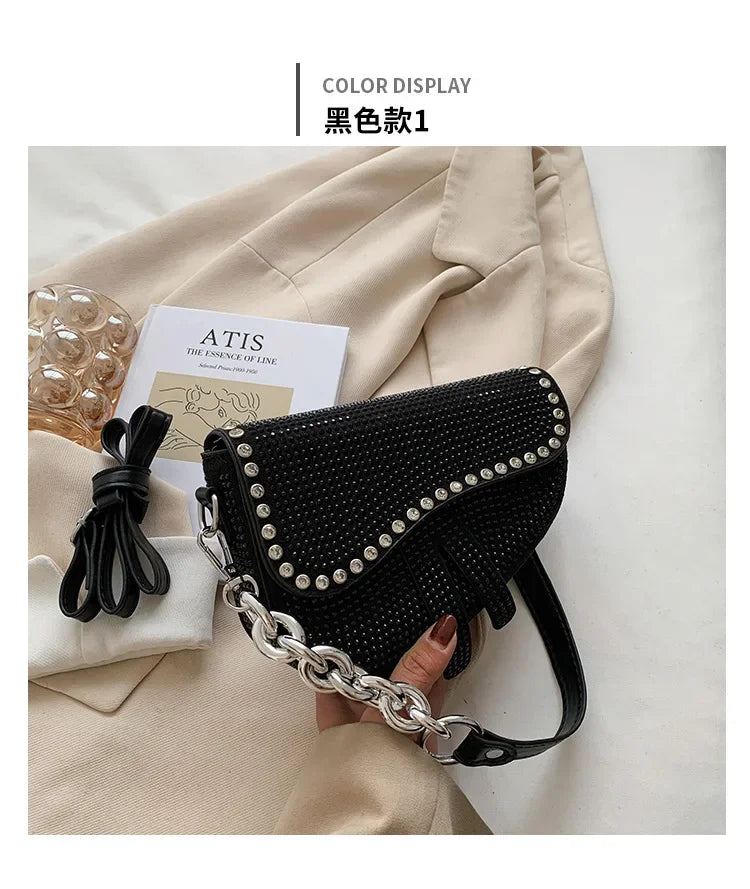 Aslant-Saddle-Bag