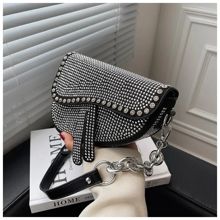Aslant-Saddle-Bag