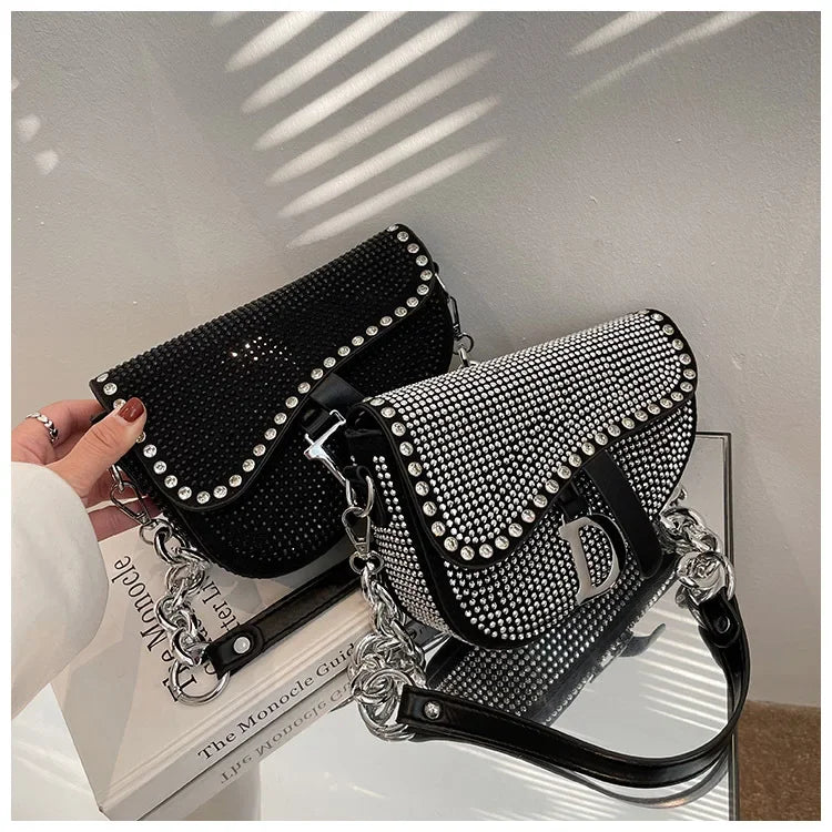 Aslant-Saddle-Bag
