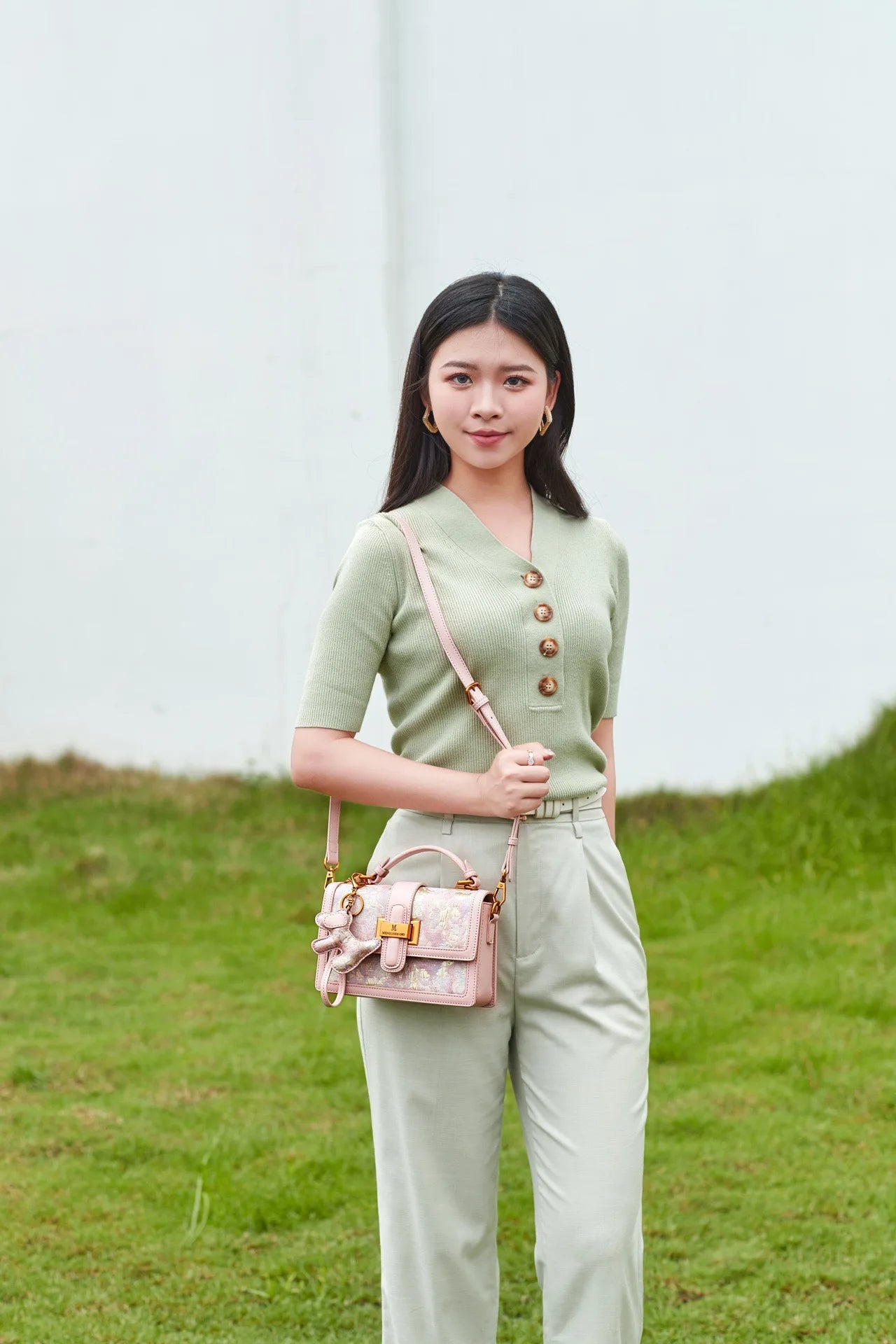 CHINESE STYLE PINK EMBOSSED BAG