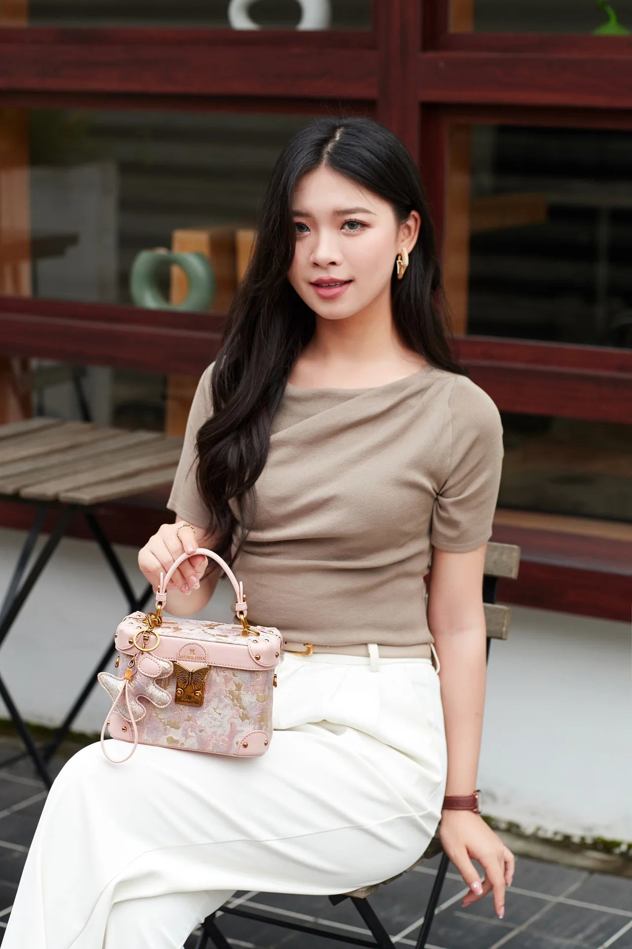 CHINESE STYLE PINK EMBOSSED BAG