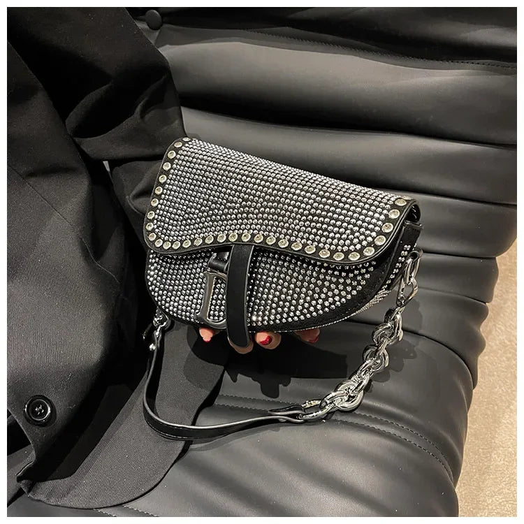 Aslant-Saddle-Bag