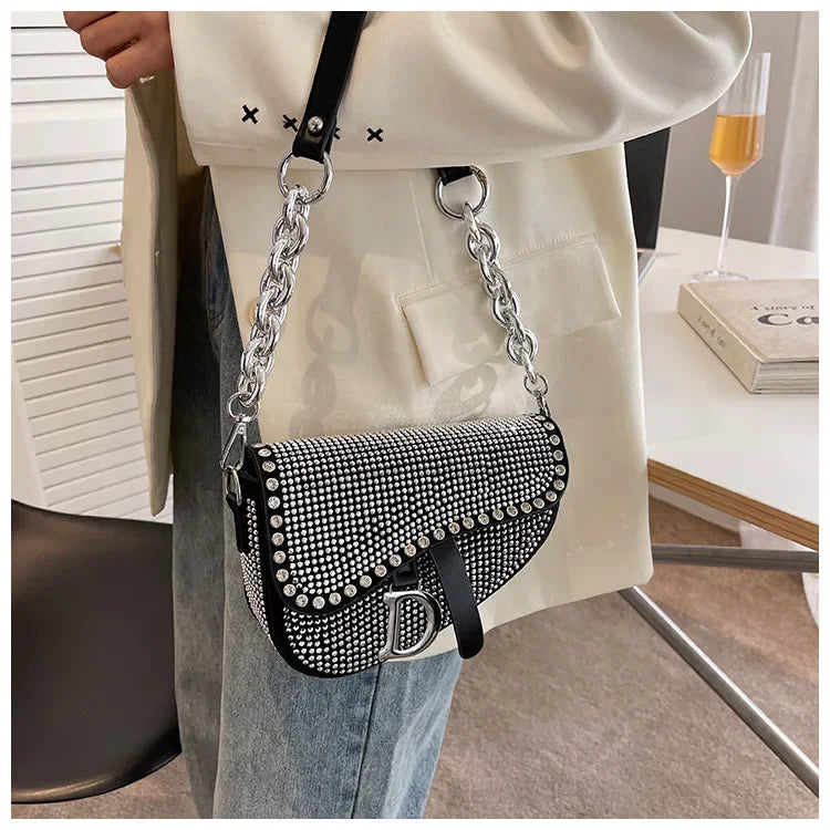 Aslant-Saddle-Bag