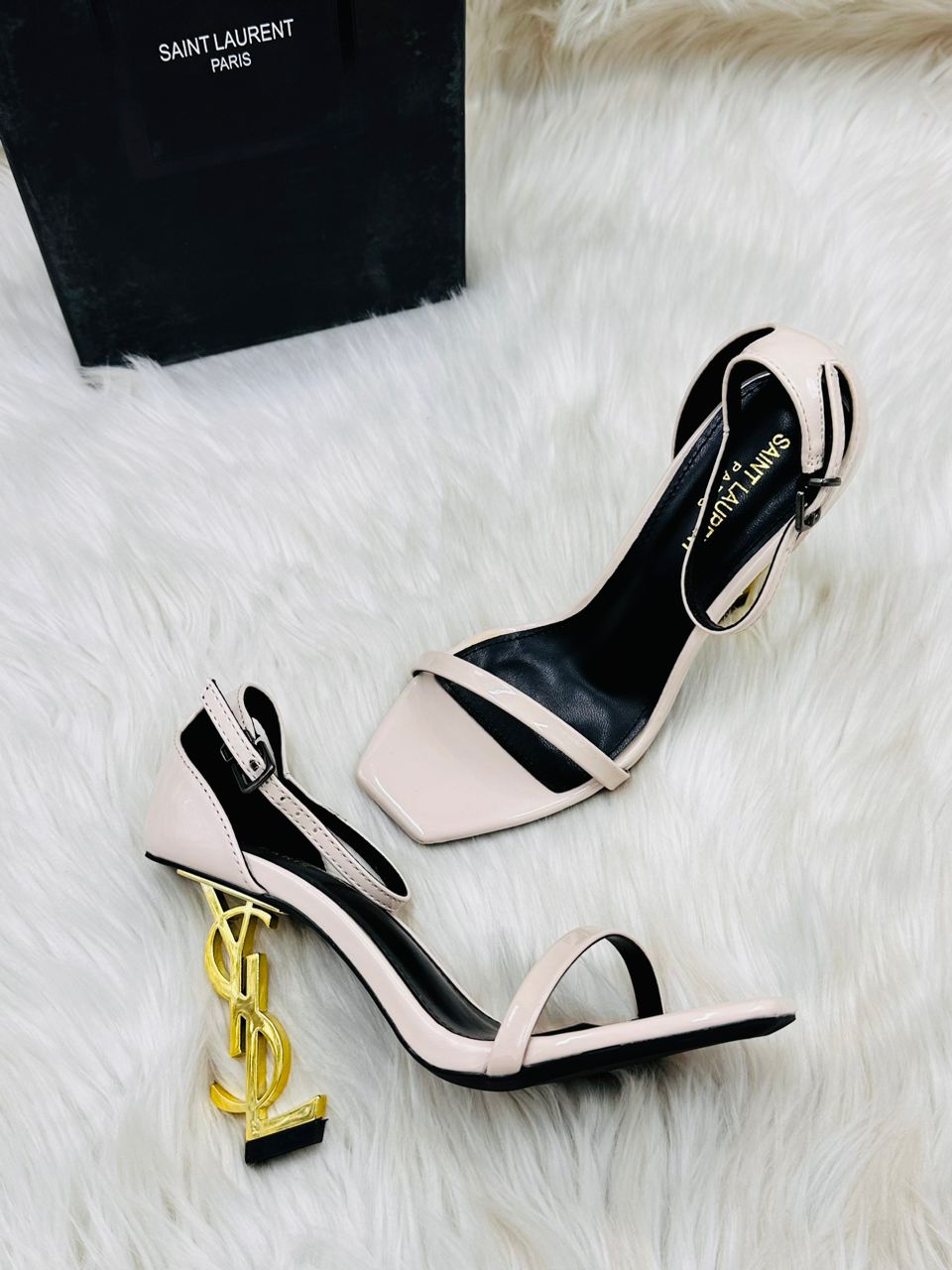 YSL HEEL C17