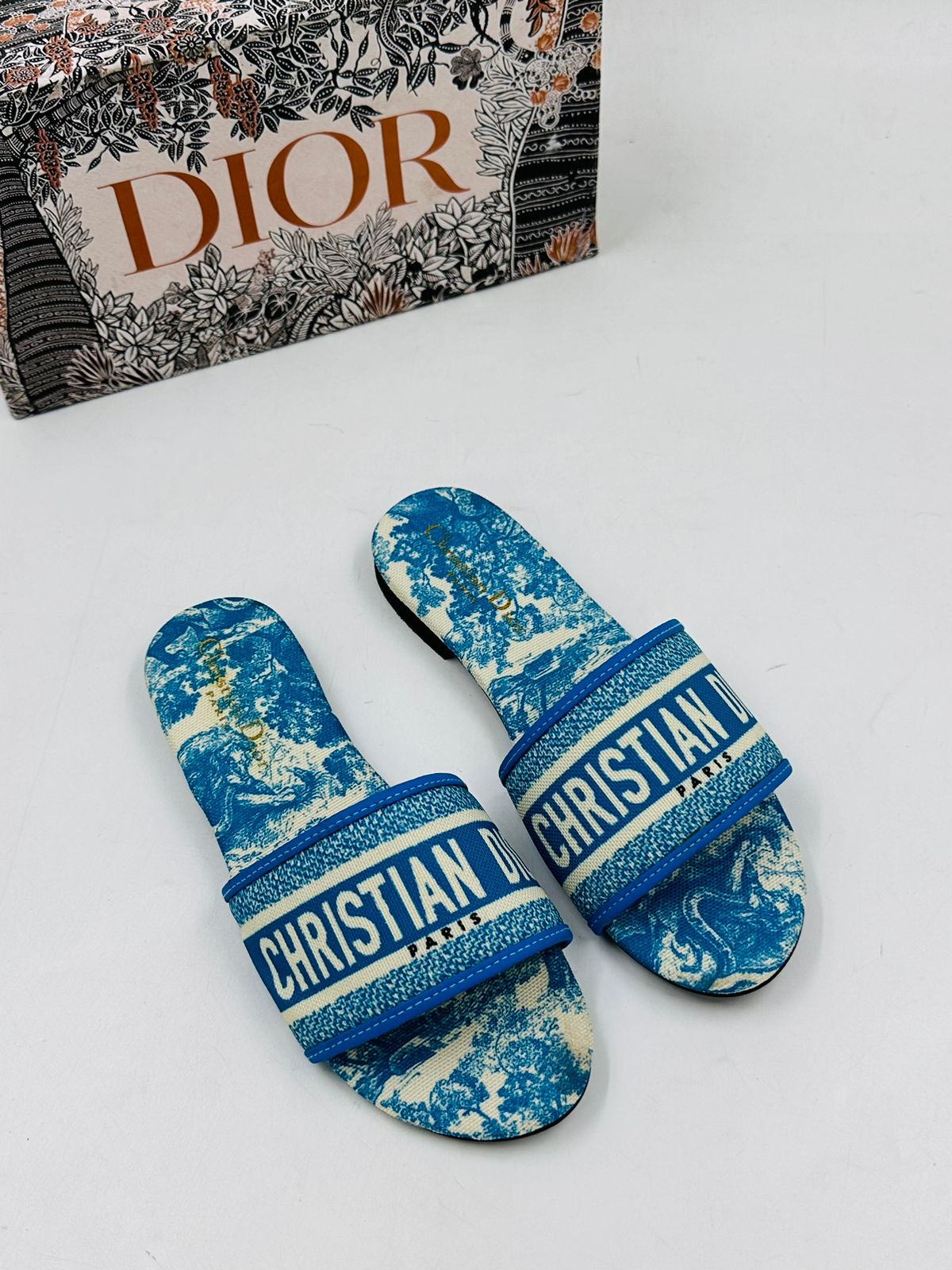 DIOR-FLAT-998