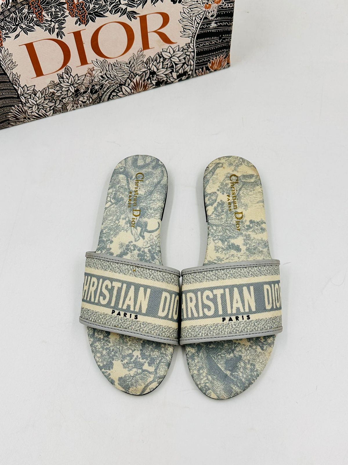 DIOR-FLAT-998