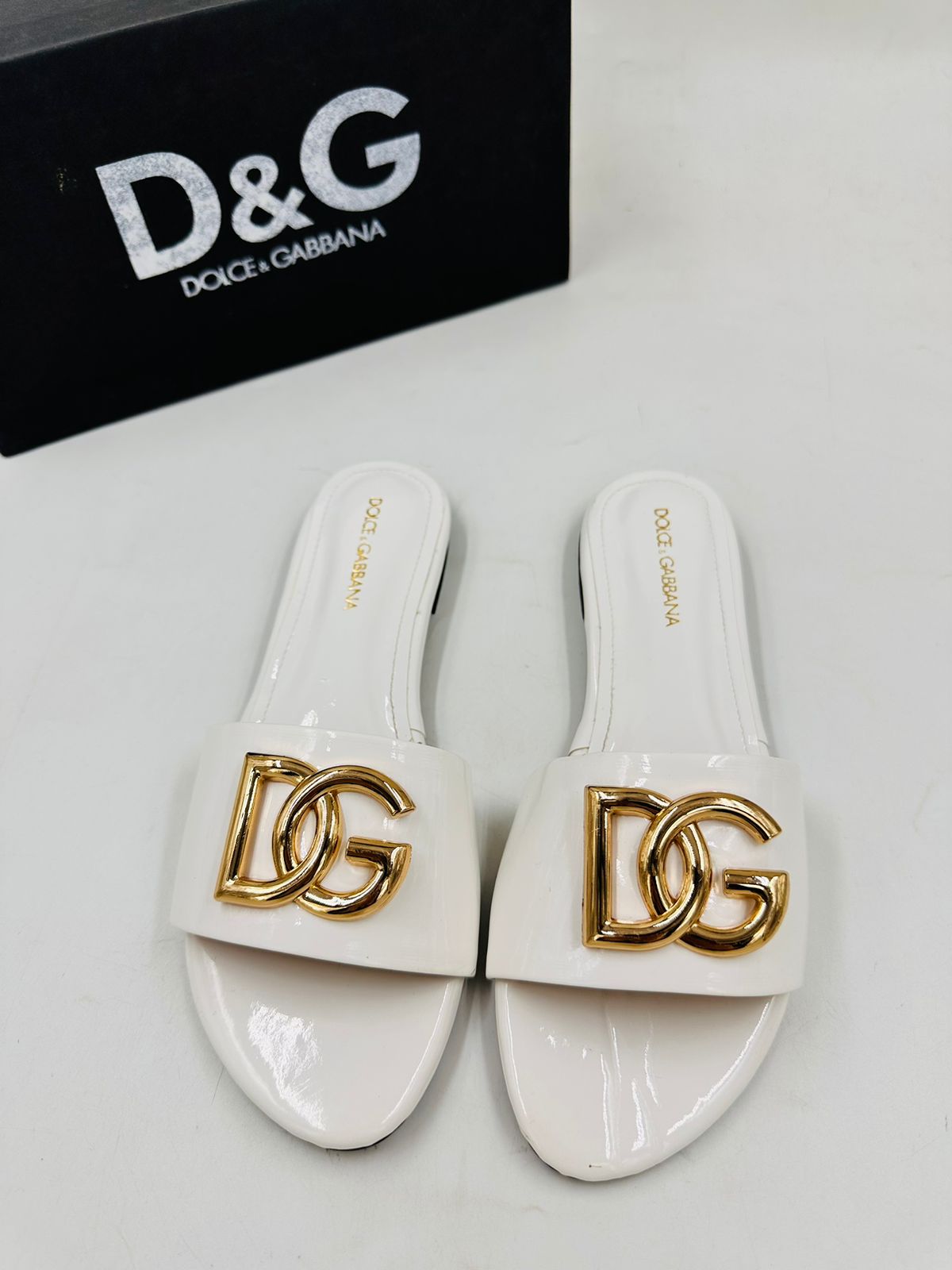 DOLCE & GABBANA FLAT -4