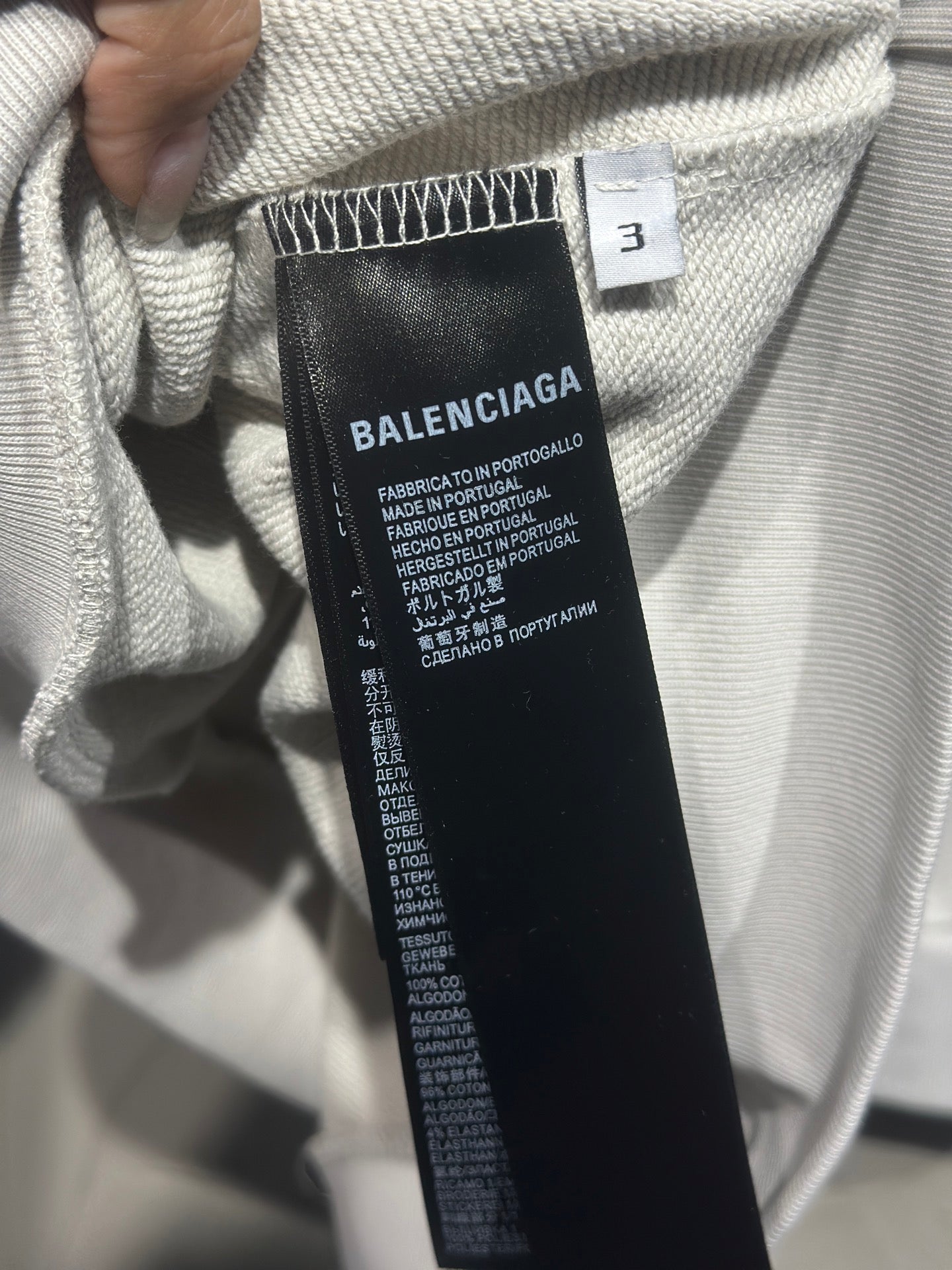 OP-BALENCIAGA-TAJIMA