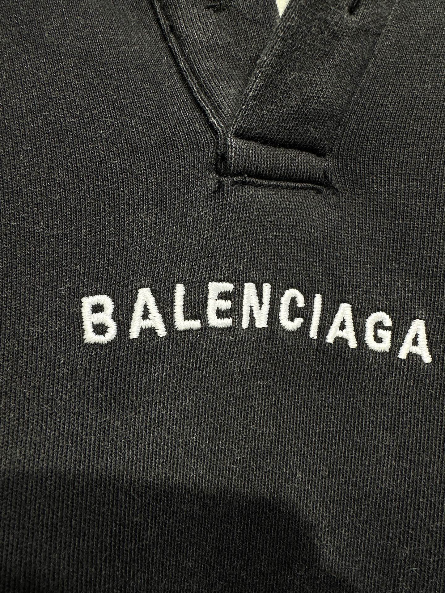 OP-BALENCIAGA-TAJIMA