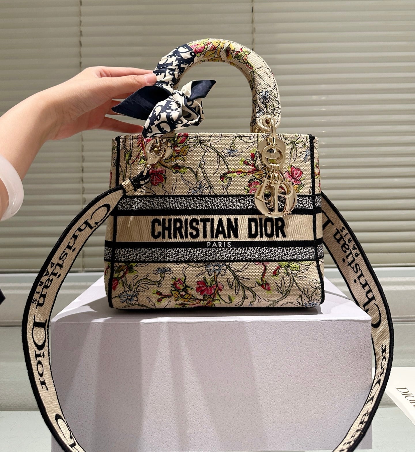 OP-DIOR-1990 PRINCESS