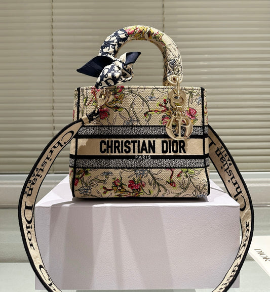 OP-DIOR-1990 PRINCESS