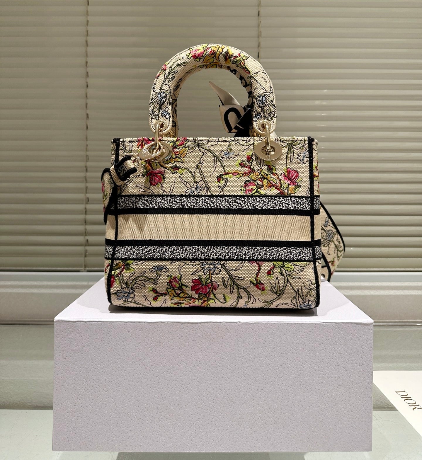 OP-DIOR-1990 PRINCESS