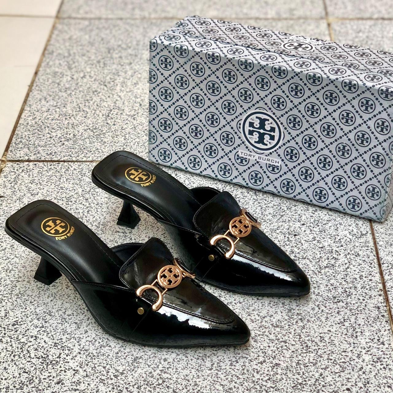 TORY-HEEL-OP