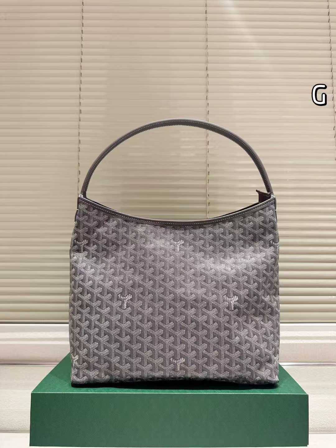 OP-GOYARD-HOBO