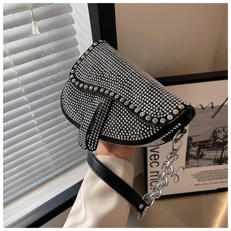 Aslant-Saddle-Bag