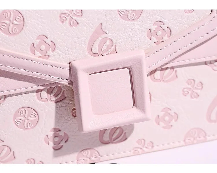 DELICATE HANDHELD BAG