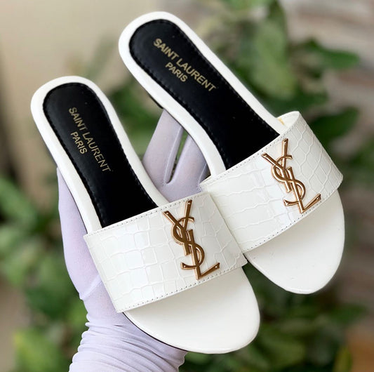 YSL WHITE FLAT