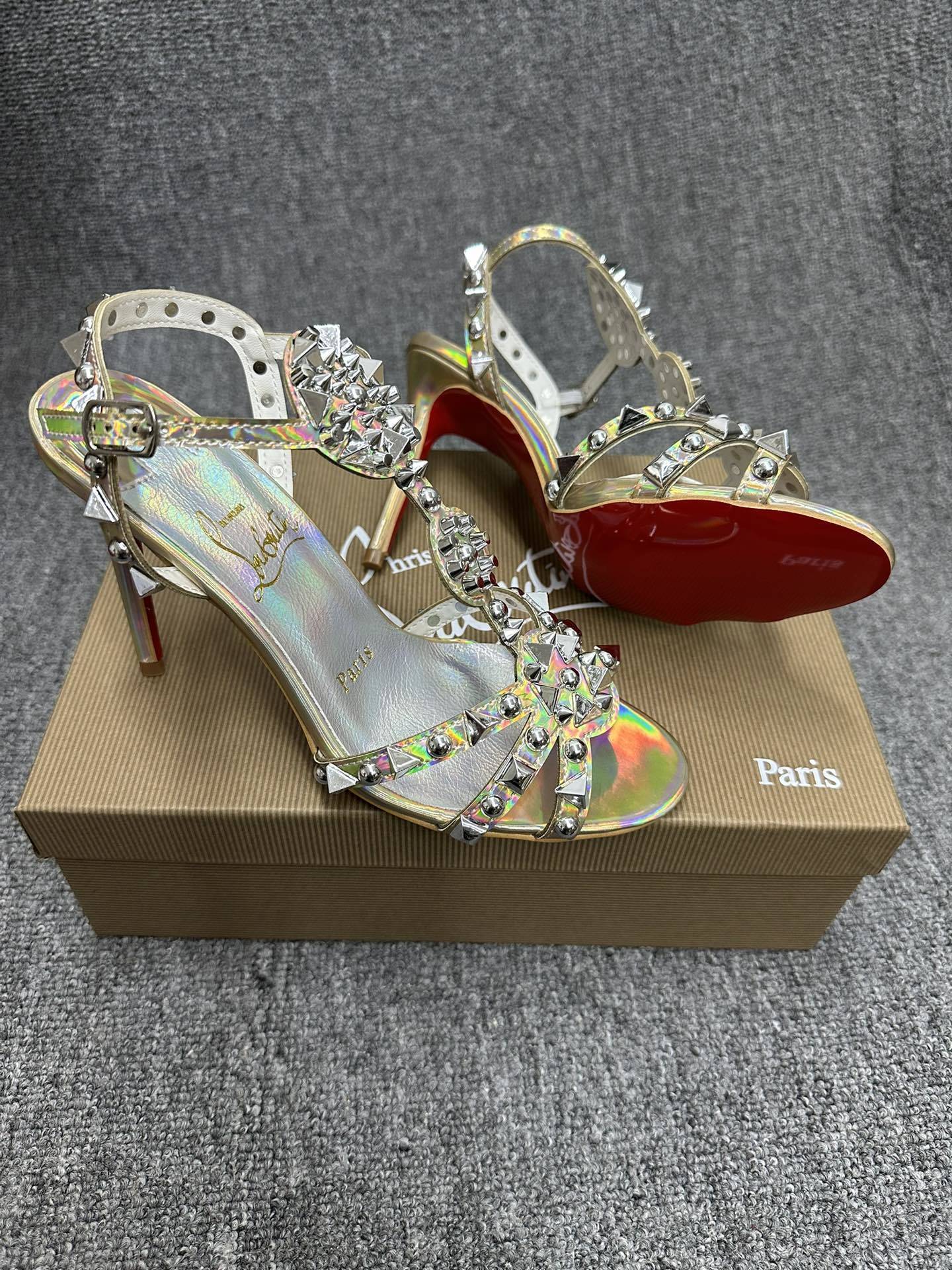 OP-LOUBOUTIN-PERSIAN